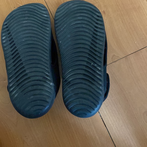 Nike sandals - Picture 3 of 3